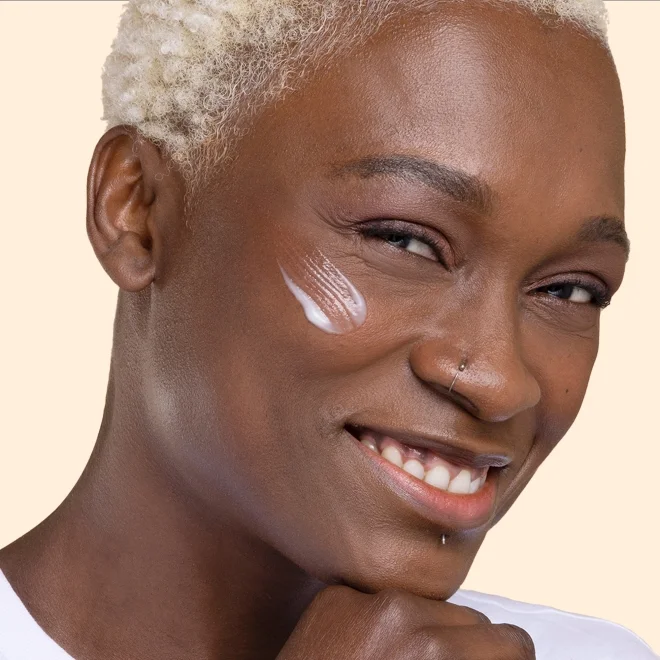 Texture crème légère HYDRA-PROTECT bio Cultiv Texture crème légère HYDRA-PROTECT bio Cultiv